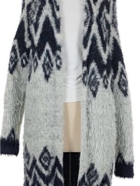 Cozy Open-Front Fuzzy Geometric Cardigan in Black & Light Gray